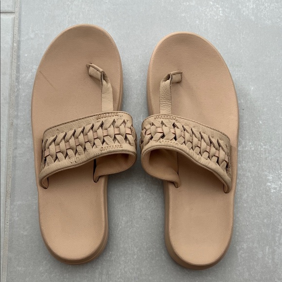 Women's Nike Bella Kai Thong Sandals - Picture 1 of 5